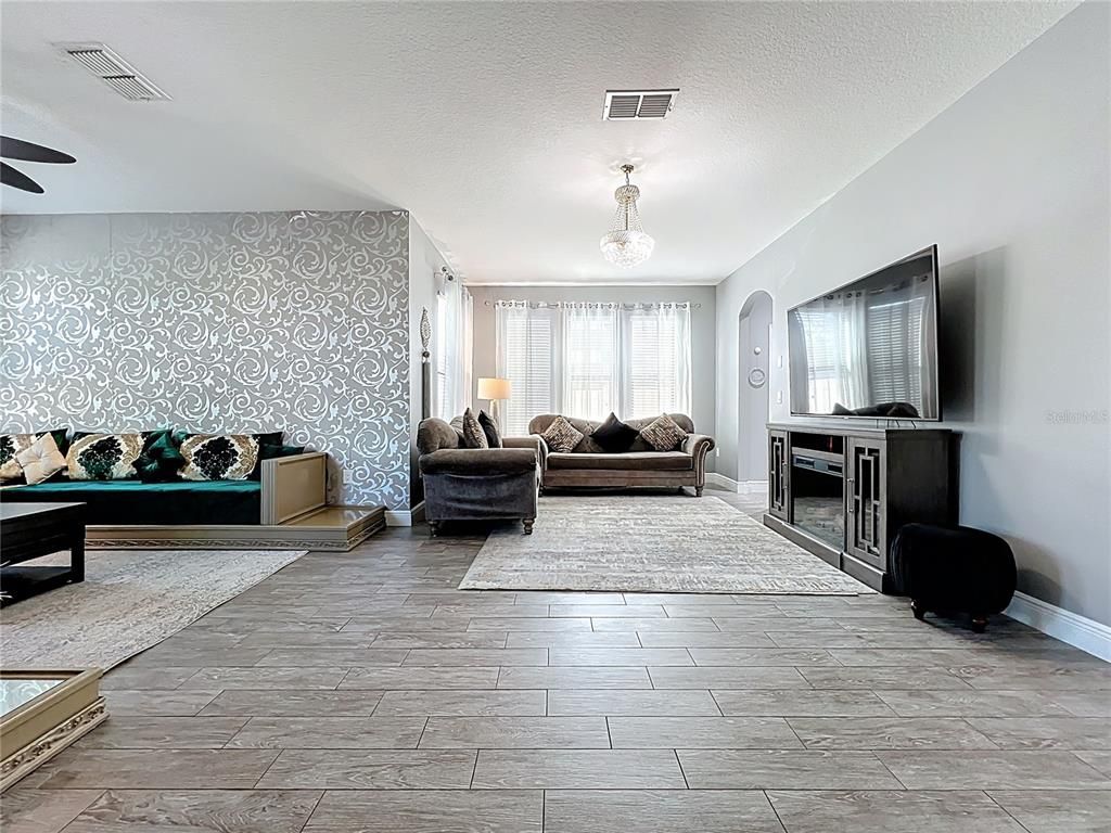 Chandelier, Interior, Living room, Wood Texture Flooring