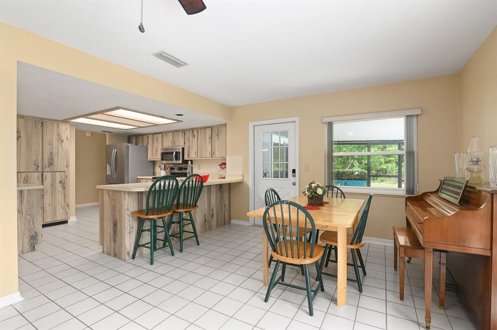 Dining room, Interior, Kitchen