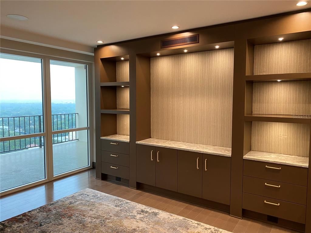 Interior, Recessed Lighting, Water, Wood Texture Flooring