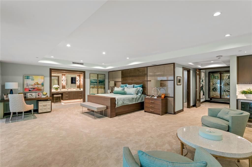 Bedroom, Interior, Recessed Lighting