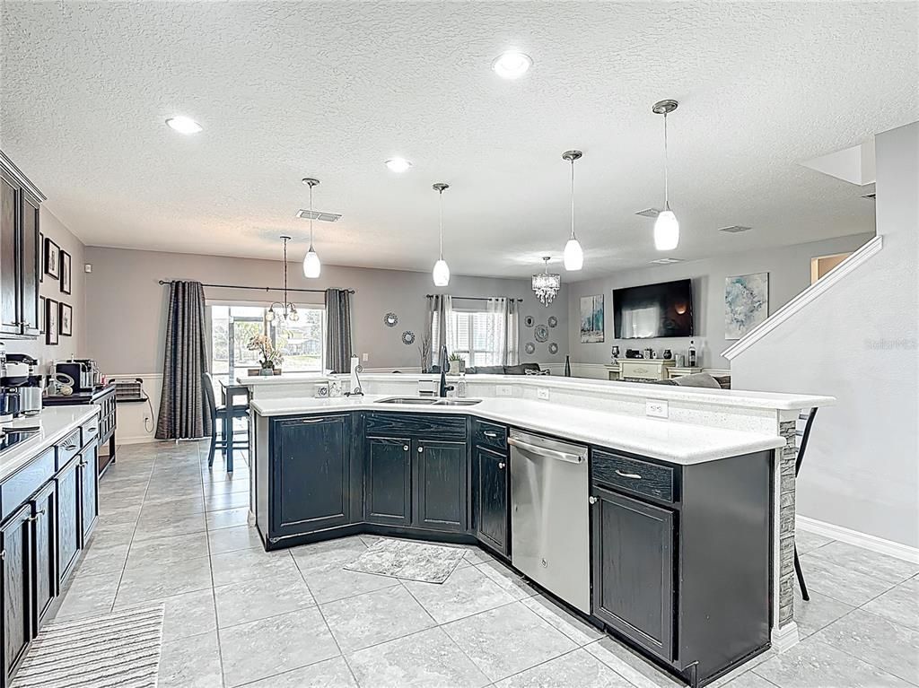 Dining room, Interior, Kitchen, Pendant Lights, Recessed Lighting