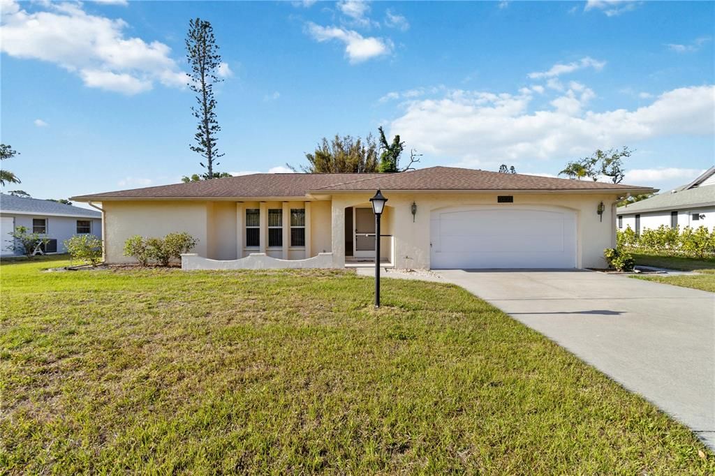 Attached, Backyard, Exterior, Facade, Ranch