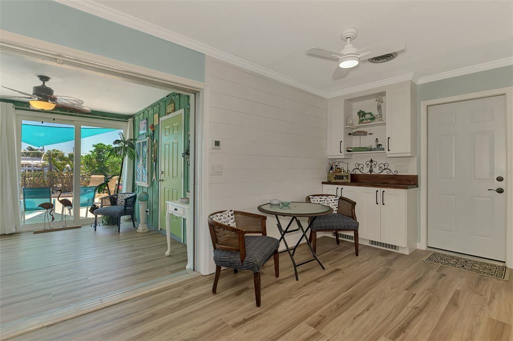 Dining room, Interior, Wood Texture Flooring