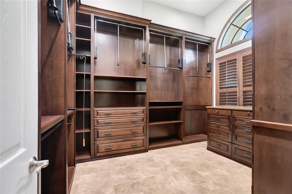 Interior, Walk-in Closets