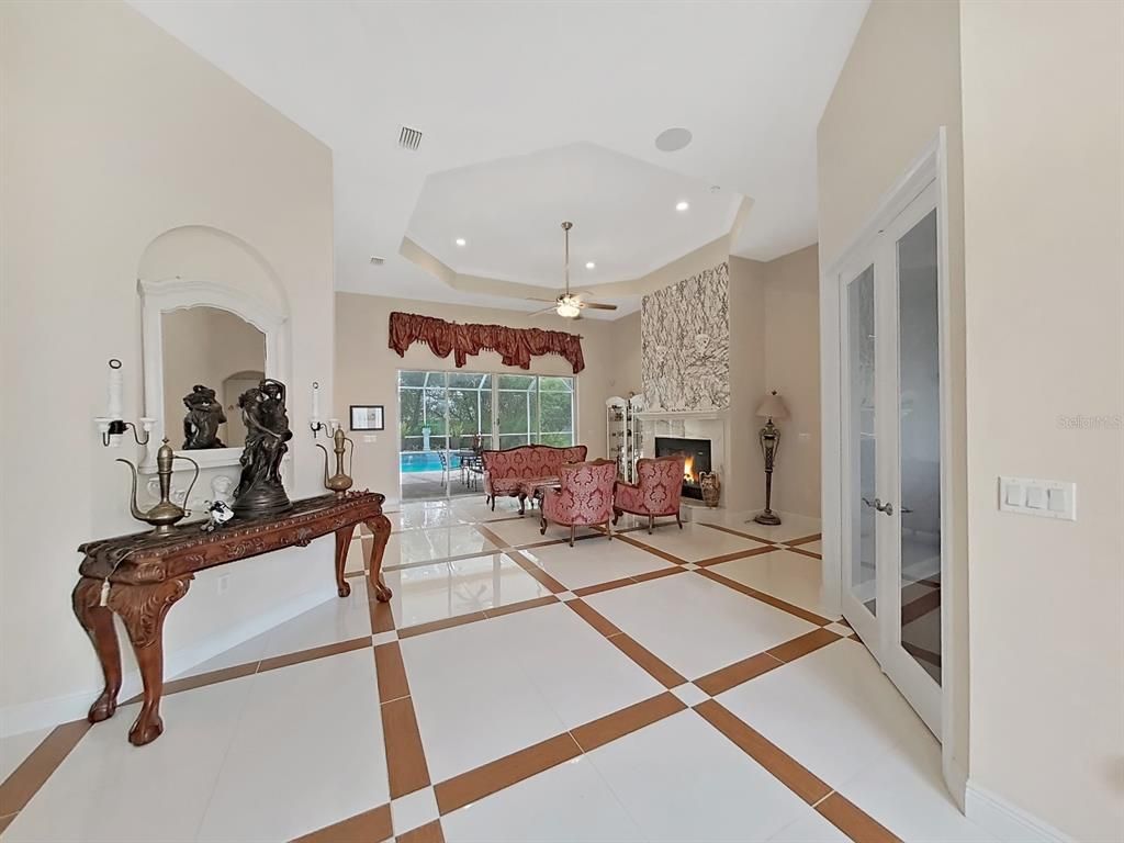 Fireplace, Interior, Recessed Lighting