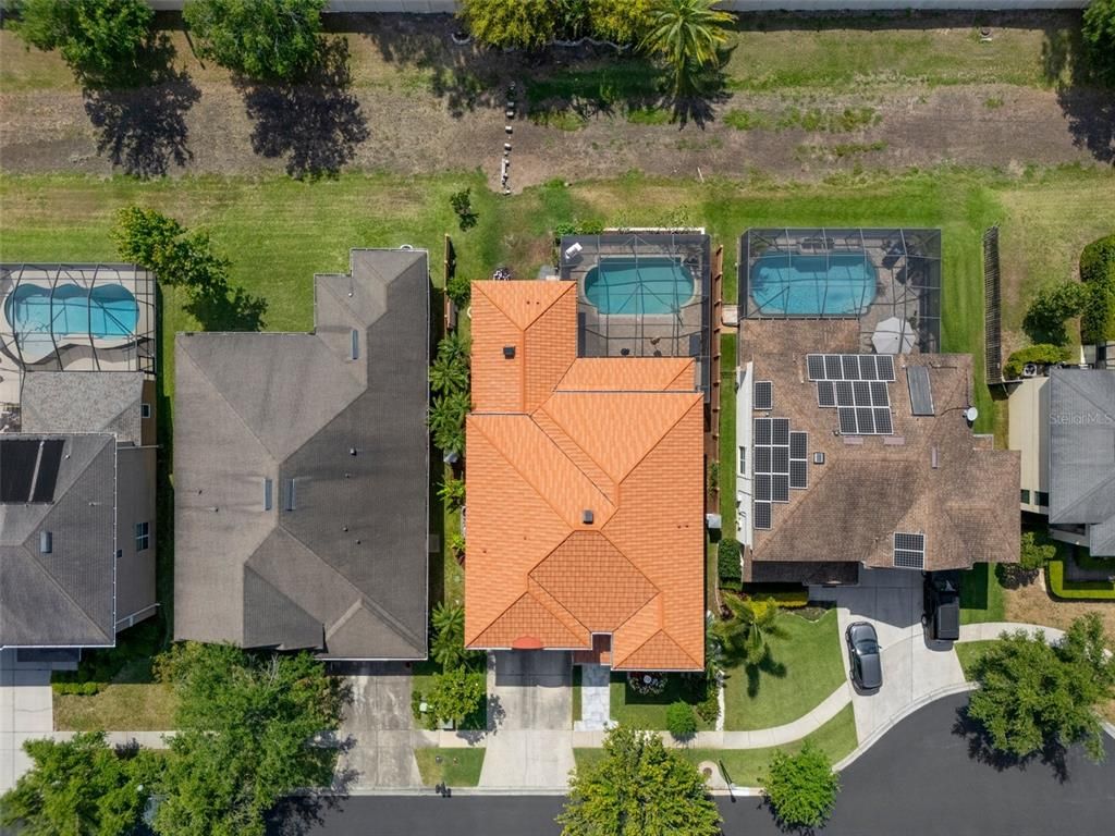 Exterior, Drone
