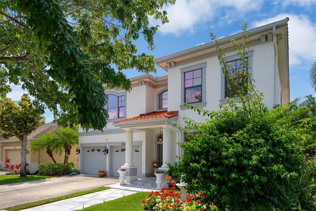 Attached, Exterior, Facade, Mediterranean