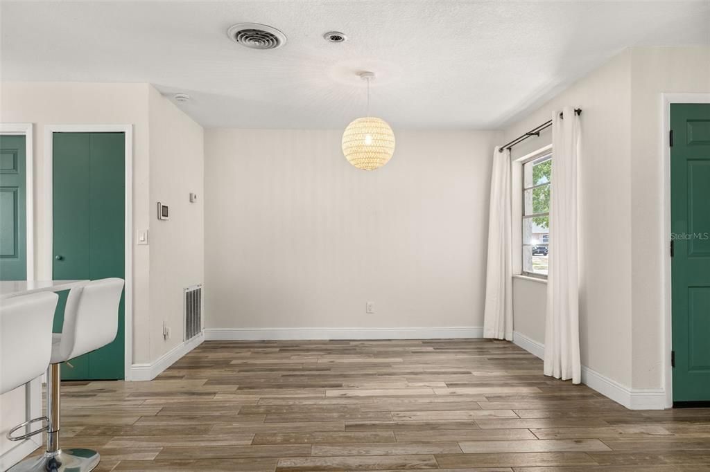 Empty room, Interior, Pendant Lights, Wood Texture Flooring