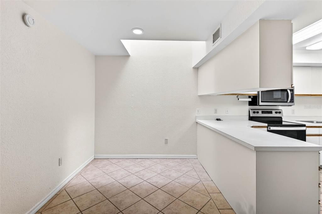 Interior, Kitchen, Recessed Lighting
