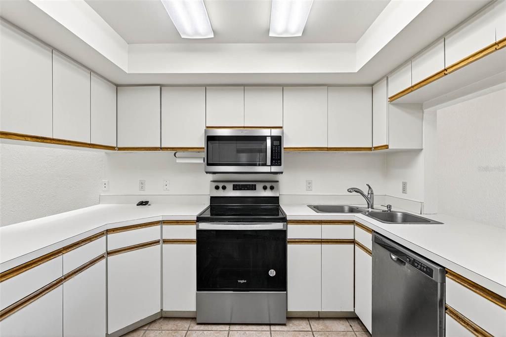 Interior, Kitchen, Stainless Steel Appliances