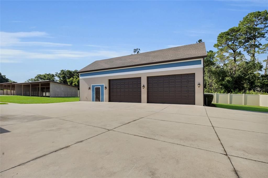 Detached Garage, Exterior