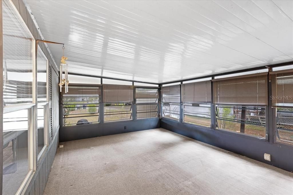 Empty room, Interior, Sun Room