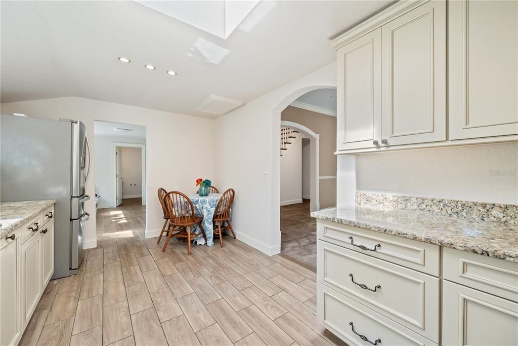 Dining room, Interior, Recessed Lighting, Wood Texture Flooring