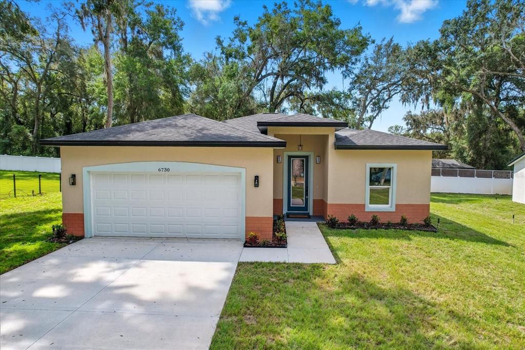 Attached, Backyard, Exterior, Facade, Ranch