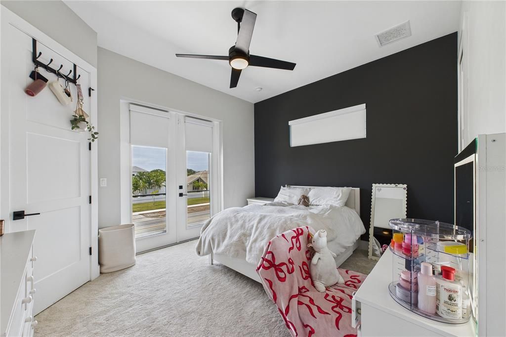 Bedroom, Interior, Water