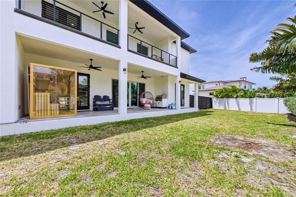 Backyard, Exterior