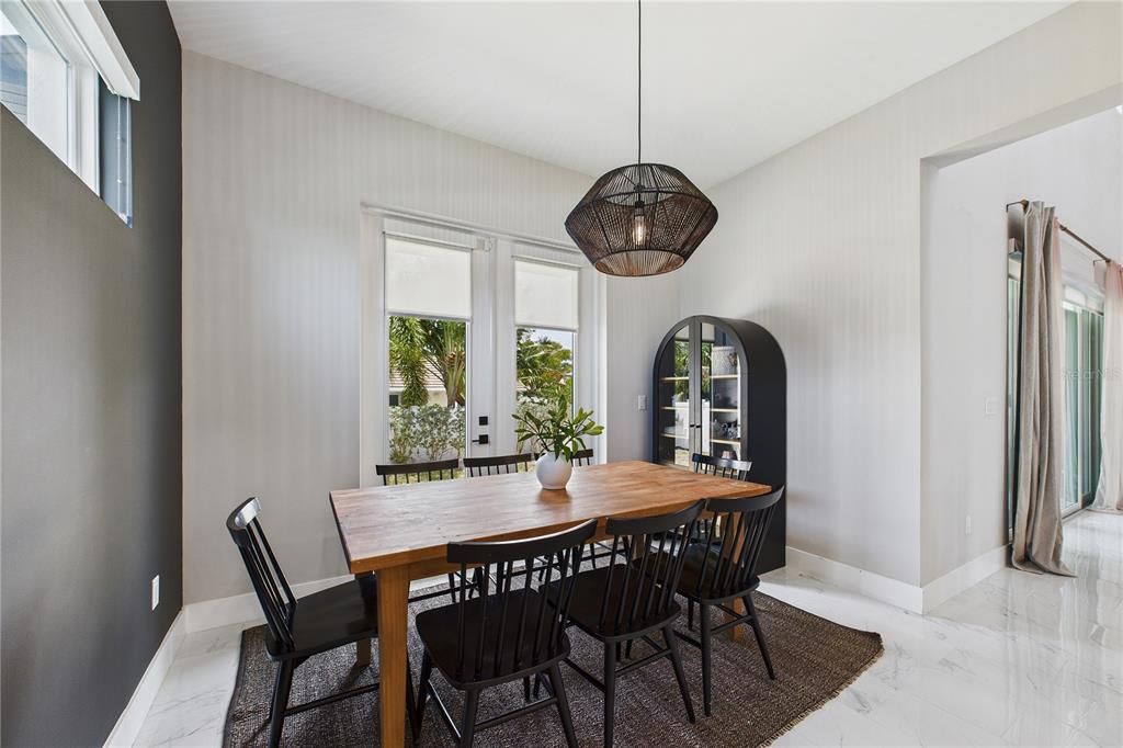 Dining room, Interior, Marble, Pendant Lights