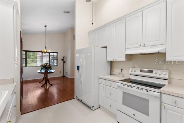 Chandelier, Interior, Kitchen, Pendant Lights, Wood Texture Flooring
