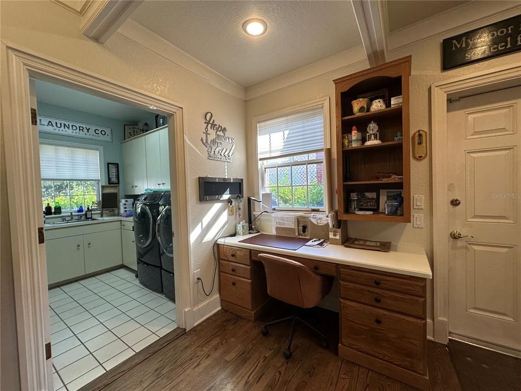 Home Office, Interior, Recessed Lighting, Washer, Wood Texture Flooring