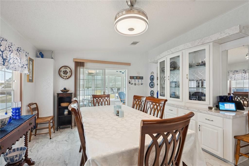 Dining room, Interior, Marble