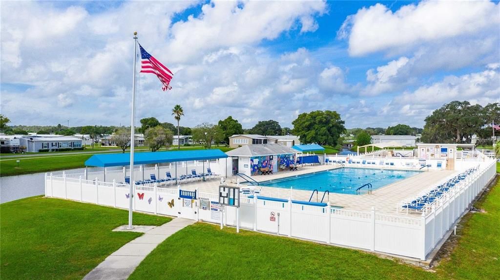 Exterior, Pool