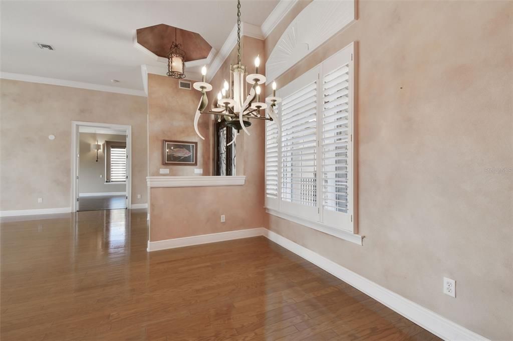 Chandelier, Empty room, Interior, Wood Texture Flooring