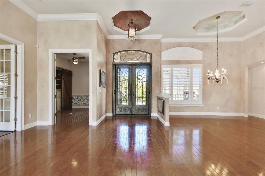 Chandelier, Interior, Wood Texture Flooring