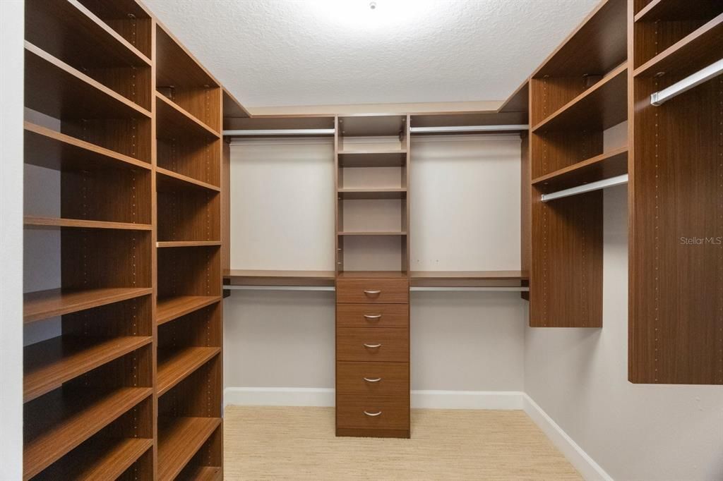 Interior, Walk-in Closets