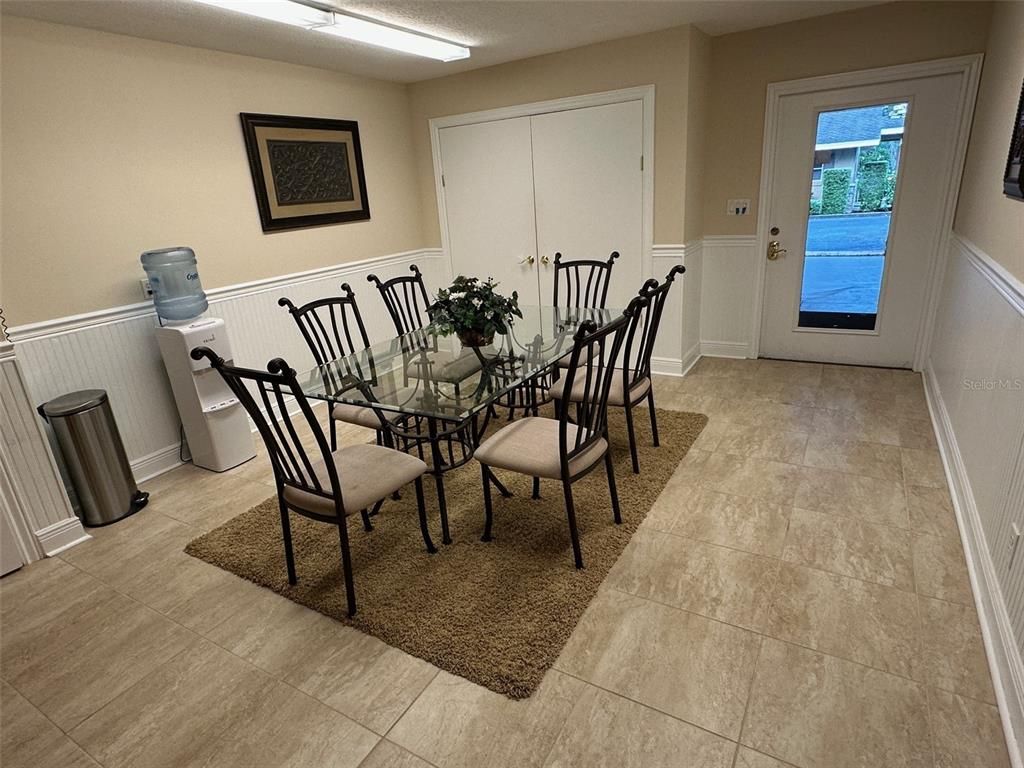 Dining room, Interior