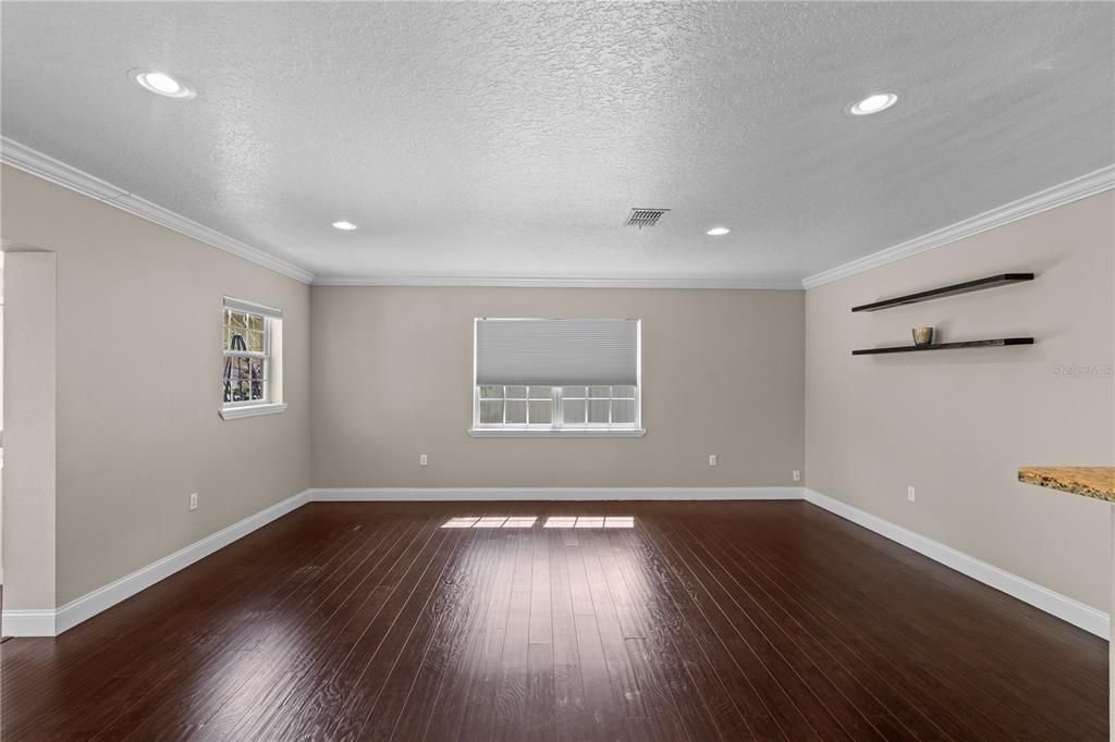 Empty room, Interior, Recessed Lighting, Wood Texture Flooring