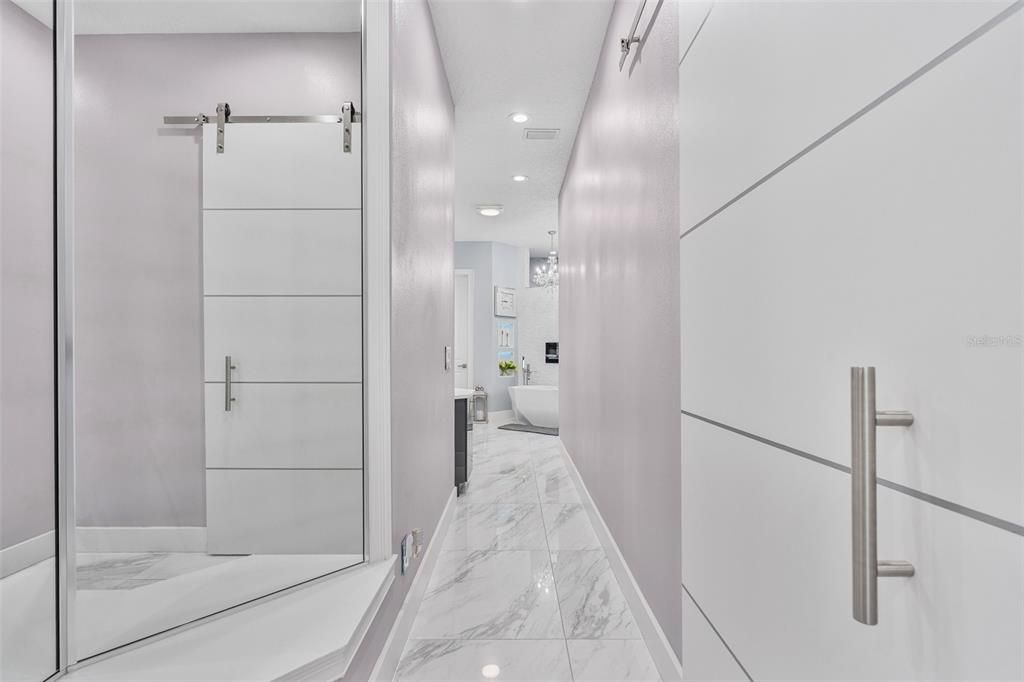 Bathroom, Interior, Marble, Recessed Lighting