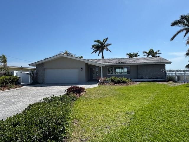 Attached, Backyard, Exterior, Facade, Ranch