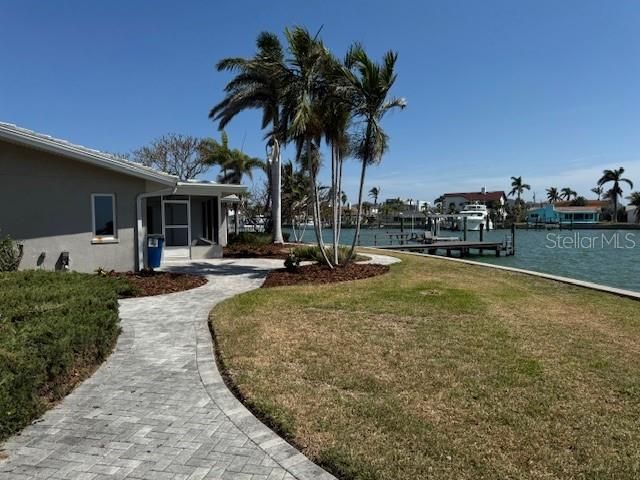 Backyard, Exterior, Water