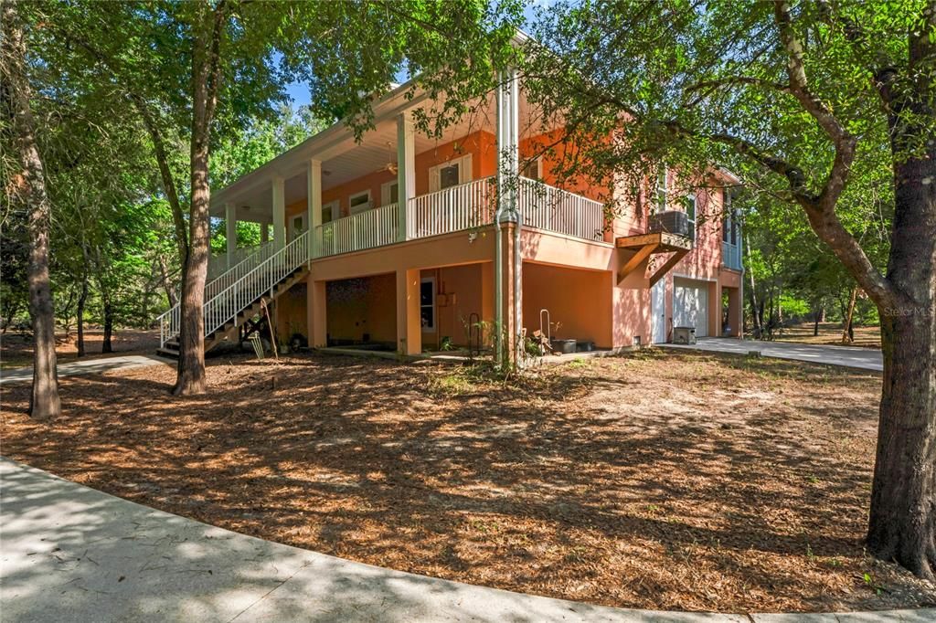 Backyard, Exterior
