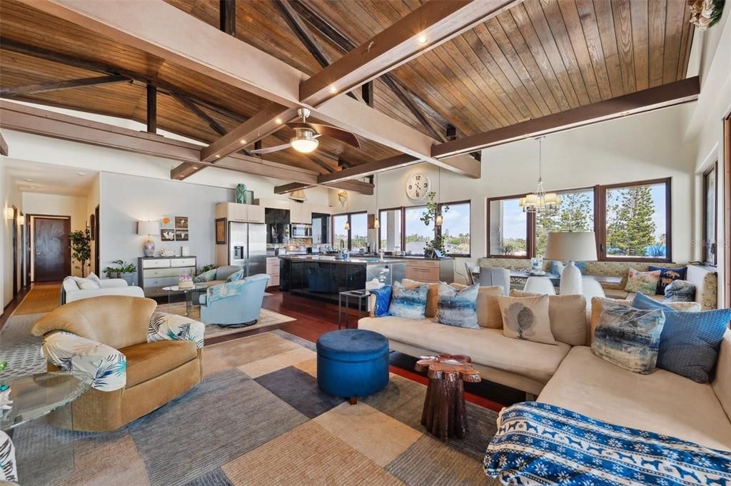Dining room, Interior, Kitchen, Living room, Pendant Lights, Wooden Beams, Wooden Ceilings, Wood Texture Flooring