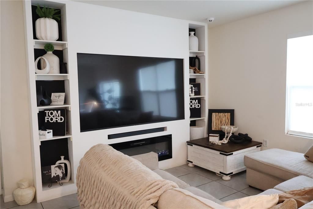 Fireplace, Interior, Living room