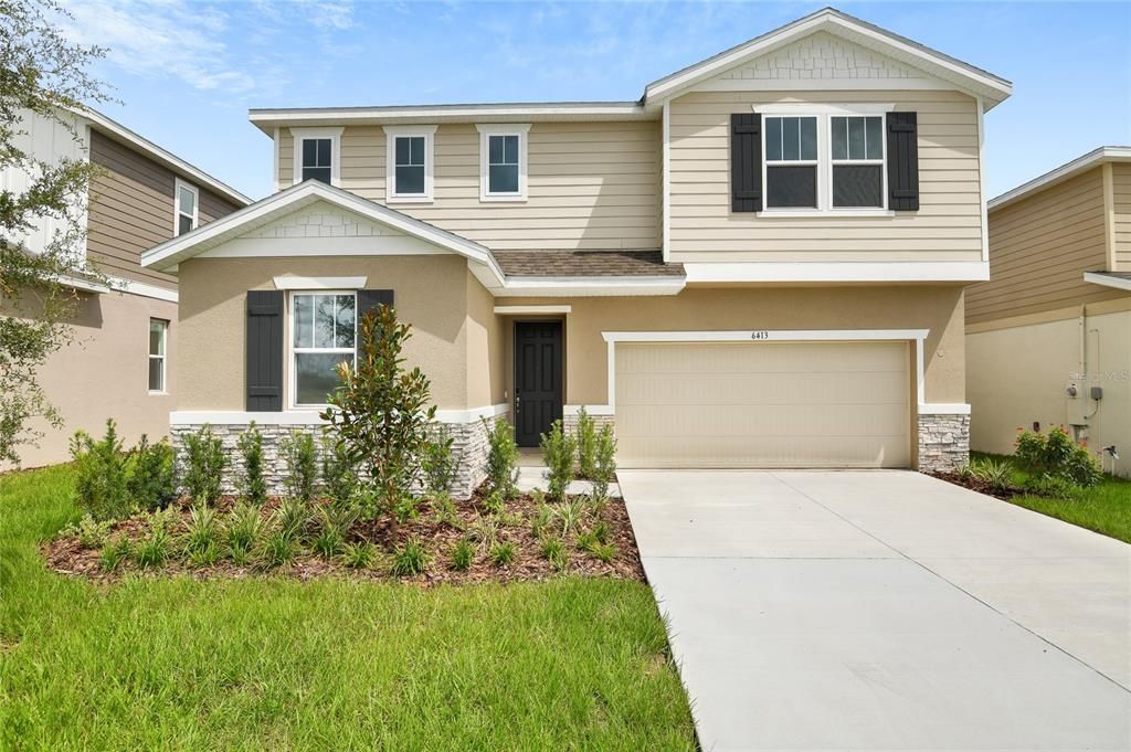 Attached, Exterior, Facade, American Craftsman