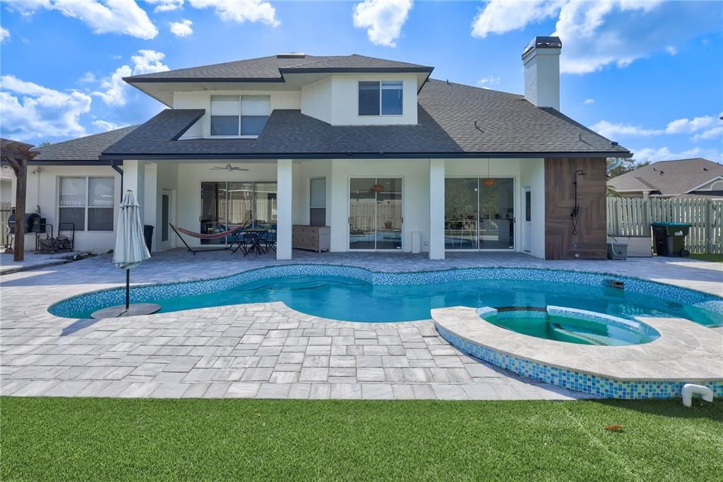 Exterior, Pool