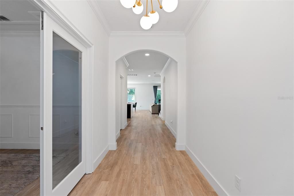 Interior, Pendant Lights, Recessed Lighting, Wood Texture Flooring