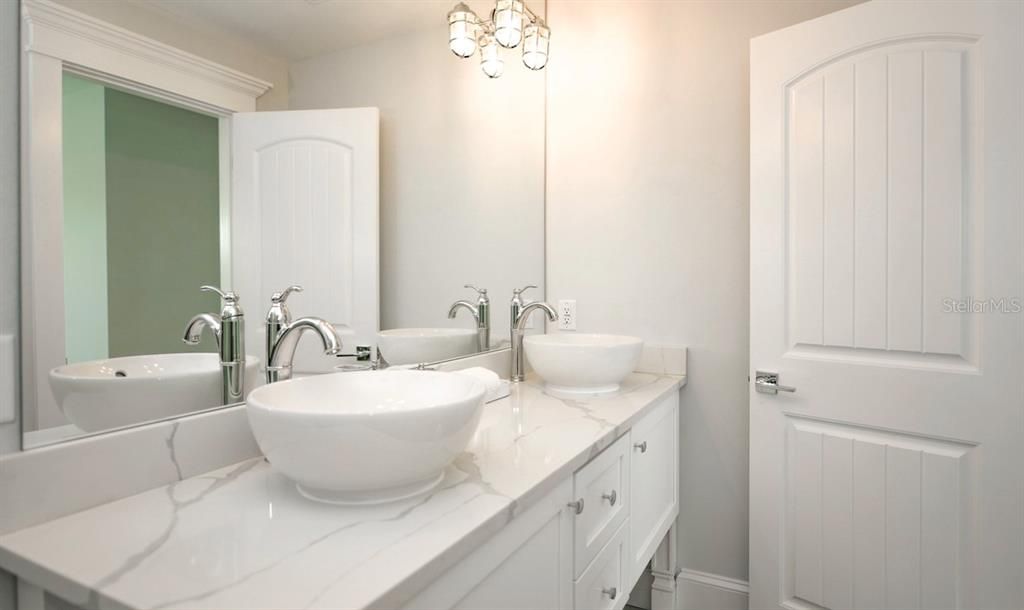 Bathroom, Dual Sink Vanities, Interior