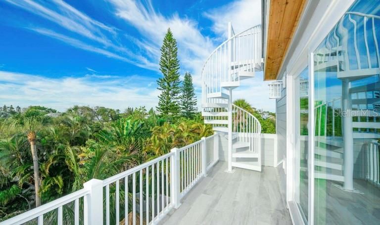 Exterior, Wood Texture Flooring
