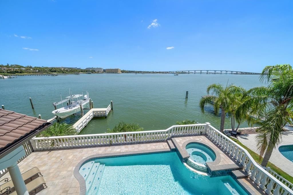 Exterior, Pool, Water
