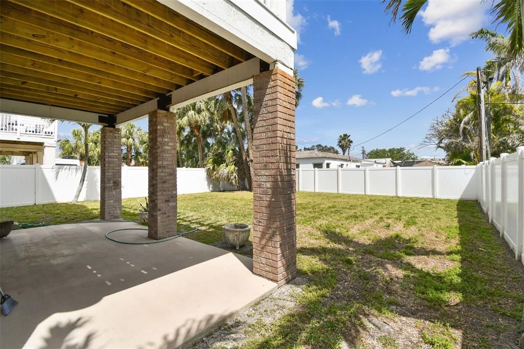 Backyard, Exterior