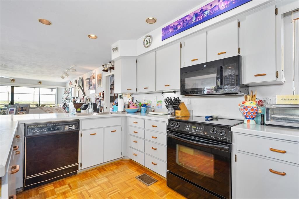 Interior, Kitchen, Recessed Lighting, Wood Texture Flooring