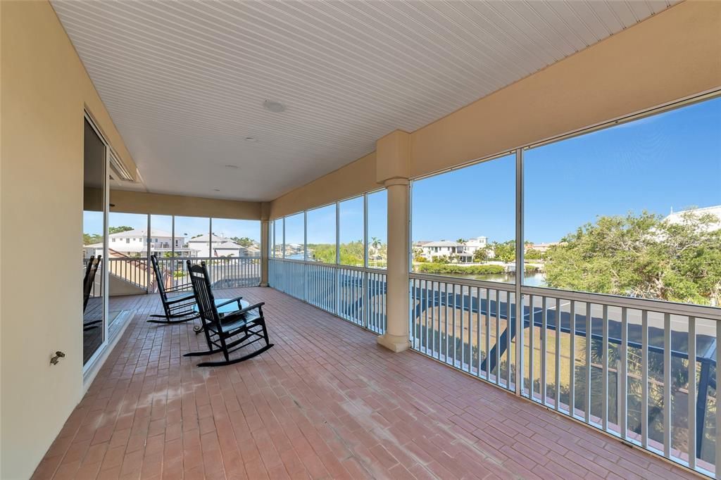 Interior, Sun Room, Water