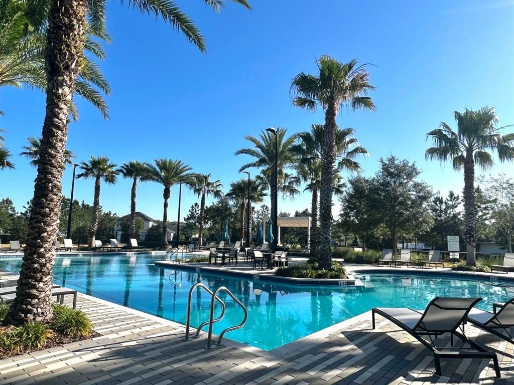 Exterior, Pool