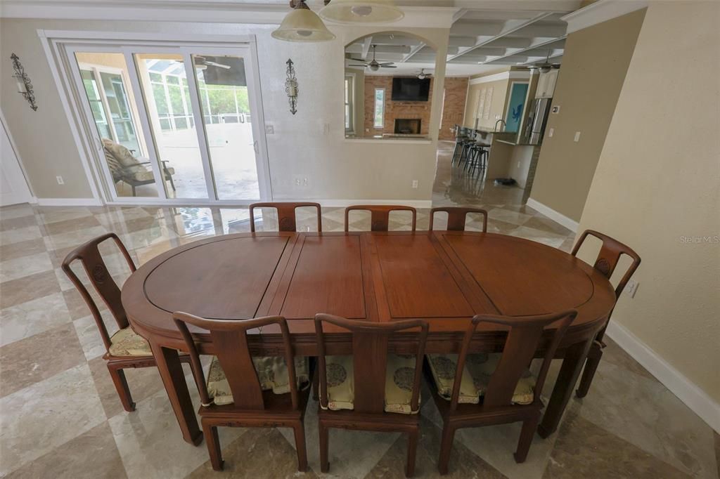 Dining room, Interior