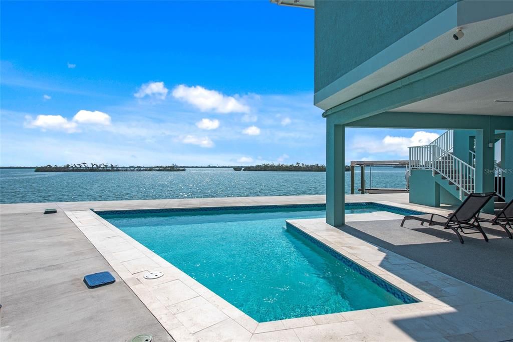 Exterior, Pool, Water