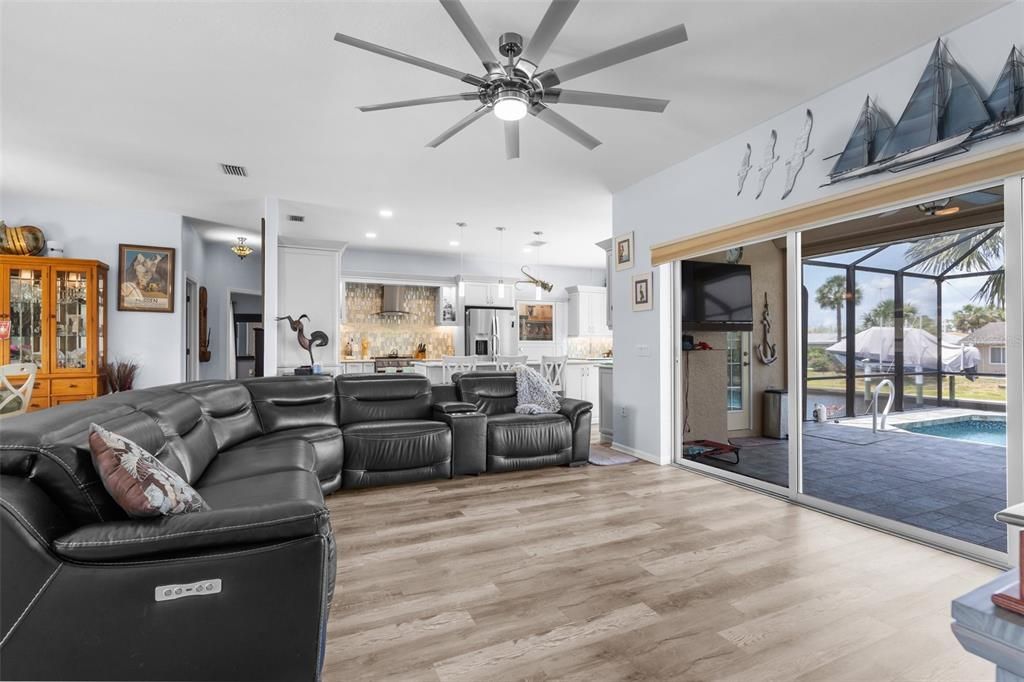 Interior, Kitchen, Living room, Pendant Lights, Recessed Lighting, Stainless Steel Appliances, Wood Texture Flooring