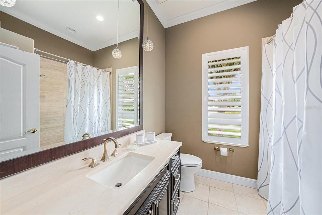 Bathroom, Interior, Pendant Lights, Recessed Lighting